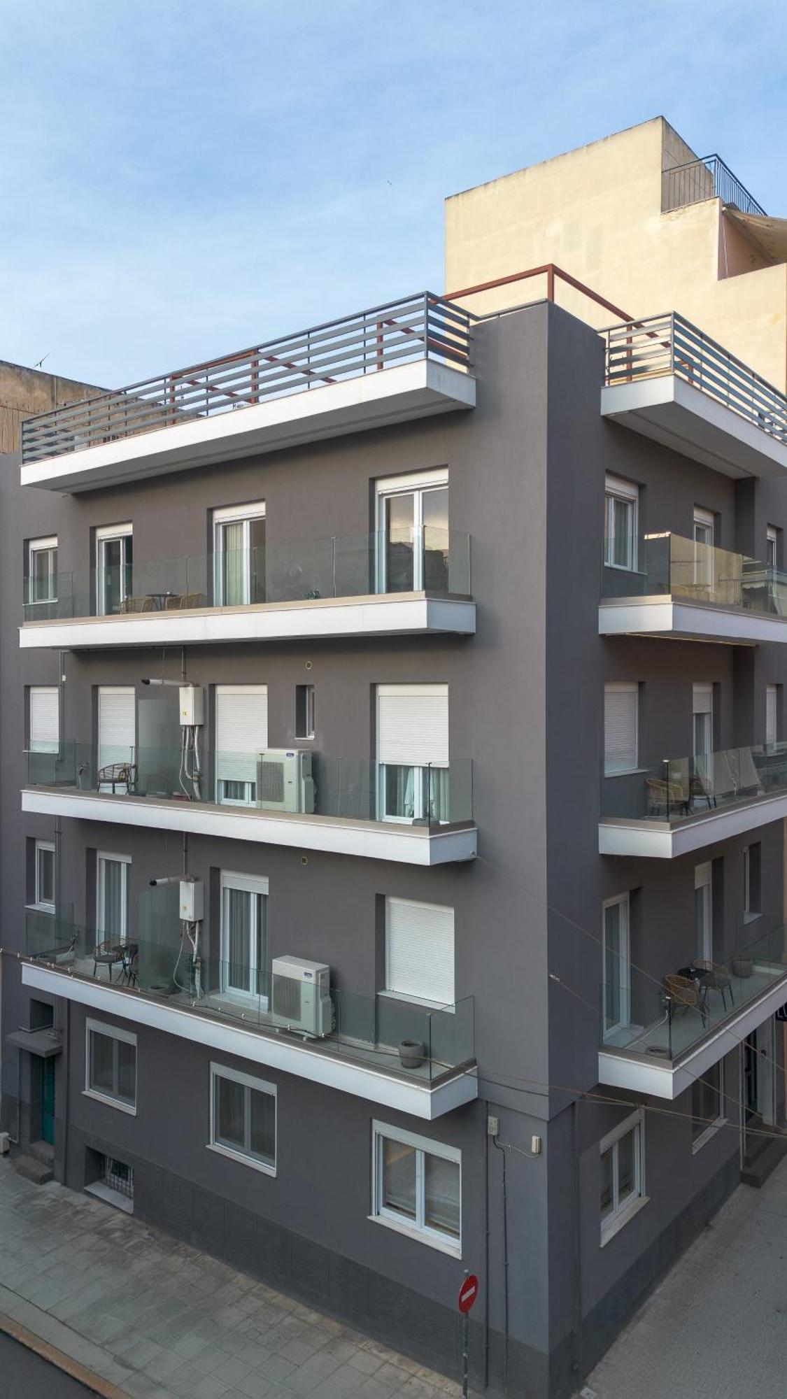 Eos Apartment *